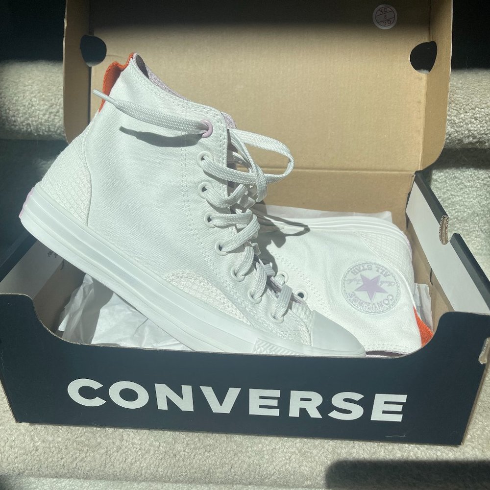 converse - Picture 2 of 4